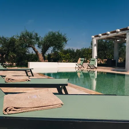 Villa Helloapulia - Lamie Dell'ulivo With Private Infinity Pool Martina Franca